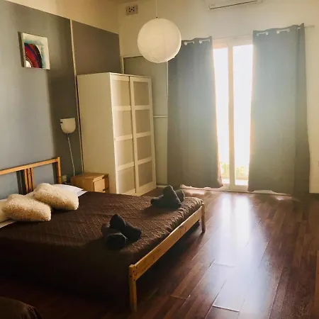 Point Elyseum Apartment